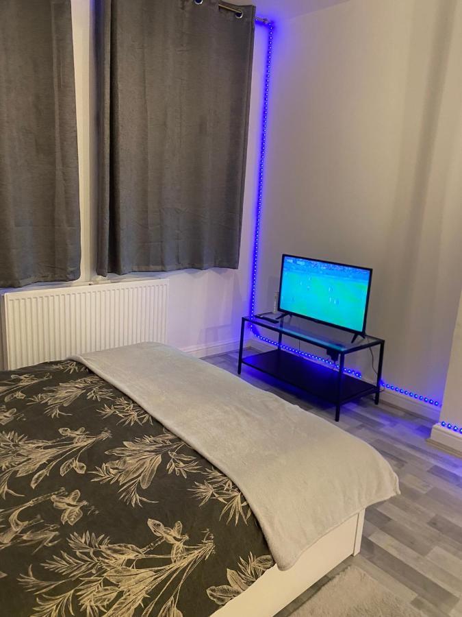 Cosy 1 Bedroom Apartment Λονδίνο Εξωτερικό φωτογραφία
